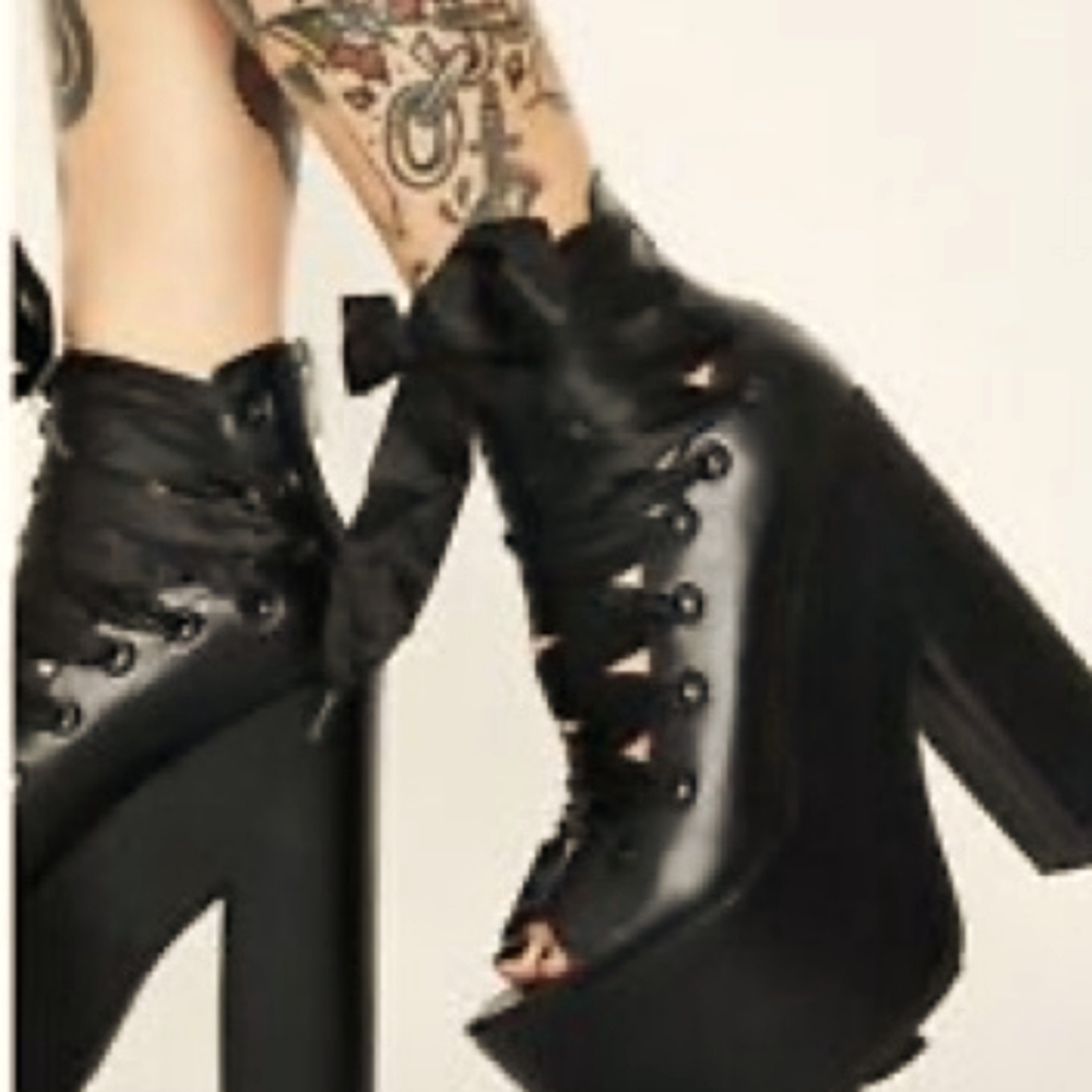 Yru ballet bae platforms
